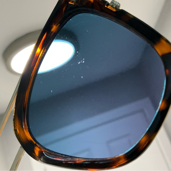 QUAY AUSTRALIA SWEET DREAMS MIRRORED SUNGLASSES main image 3